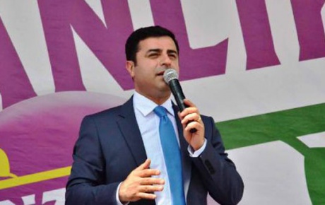 Davutoğlu DHKP-C dedi, Demirtaş IŞİD iddiasında