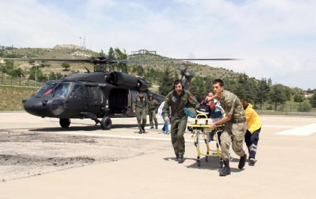 Tuncelide kalp hastası için askeri helikopter kalktı