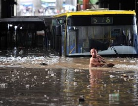 Çinde sağanak yağış: 27 ölü