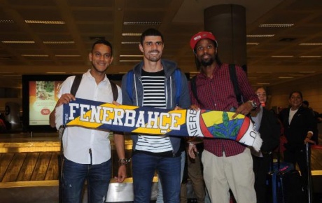 Fenerbahçenin yeni transferleri İstanbulda
