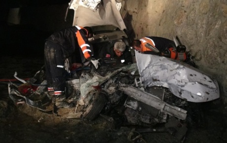 Erzincanda feci kaza; 3ü çocuk 5 ölü