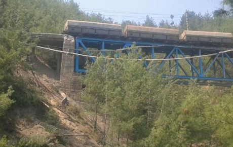 Osmaniyede yük trenine saldırı, tren hattı kapatıldı