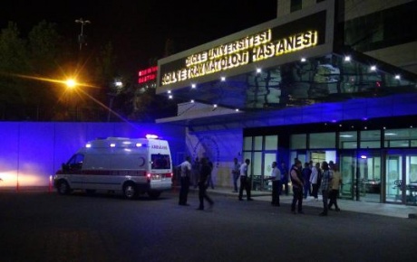Diyarbakırda askeri araca bombalı saldırı