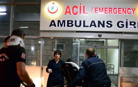 Davutoğlunun mitinginden dönen polisler kaza: 23 yaralı
