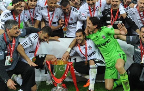 Beşiktaş kupayı iade ediyor !