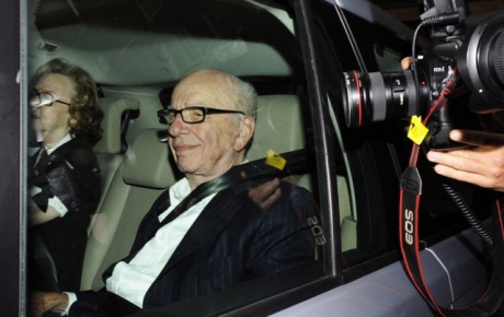 Medya devi Murdoch istifa etti