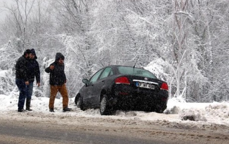 Zonguldakta kar ulaşımı aksattı