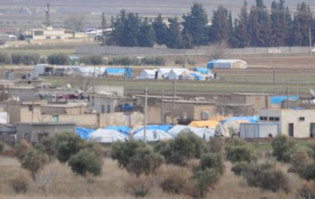Kilisin sınırının Suriye tarafı çadırlarla doldu