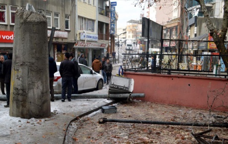 Şırnakta PKKlılardan mobese kamerasına saldırı