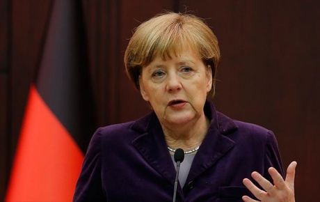 Merkel, Türkiye düşmanlığını körüklüyor