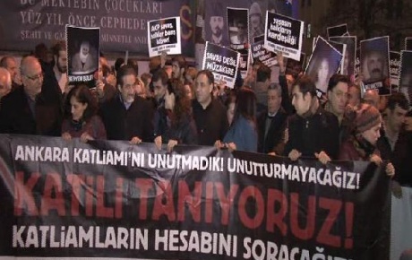 Beyoğlunda Ankaradaki bombalı saldırı için eylem