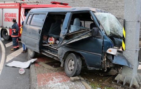 İstanbulda bir garip kaza: 6 yaralı