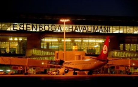 Suriye yolcu uçağı Ankaraya indirildi!