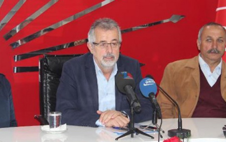 CHP ilçe başkanı ve yönetimi istifa etti
