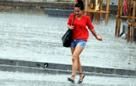 İstanbulda yağmur semt semt etkili oluyor!