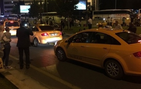 Avukat, Atatürk Havalimanı taksicilerini savcılığa şikayet etti