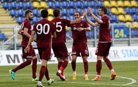 Trabzonspor, ilk hazırlık maçını rahat kazandı