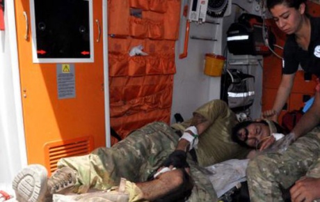 Operasyonda yaralanan ÖSO militanları G.Antepte