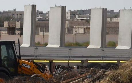 Kobani sınırına duvar