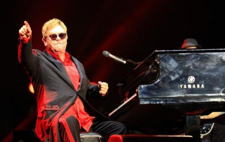 Elton Johndan Türkiye mesajı