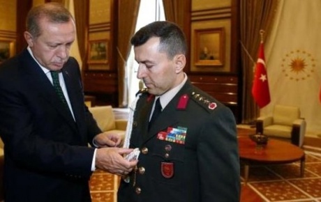 Erdoğan Başyaverini çakıyla sınamış