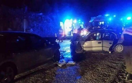 Antalyada feci kazaİ kafa kafaya çarpıştılar: 3 ölü