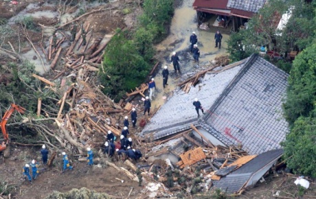 Japonyayı tayfun vurdu