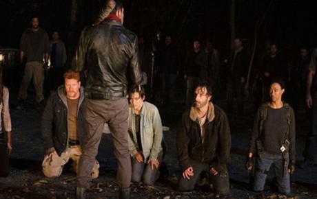 The Walking Dead 7. sezon 1. bölümü izlemek isteyenlere kötü haber!