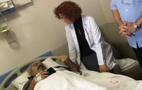 İzmirde hastane bahçesinde doktora bıçaklı saldırı