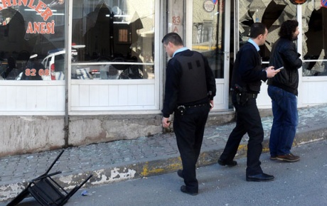 Yine İstanbul yine kahvehaneye silahlı saldırı