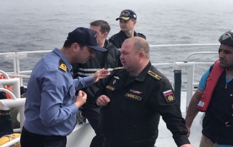 Kilyos açıklarında Rus savaş gemisiyle kargo gemisi çarpıştı