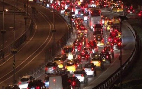 İstanbullu dikkat; onarım başladı, trafik felç