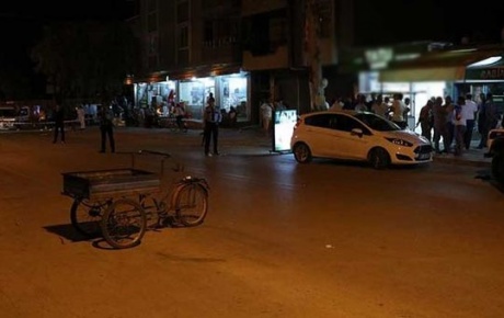 Adanada kahvehaneye silahlı saldırı, yaralılar var