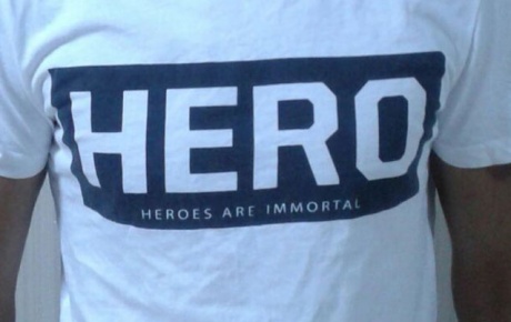 İşte Hero tişörtünün sırrı
