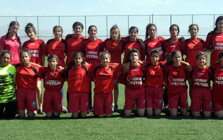 Yüksekovanın ilk kadın futbol takımı
