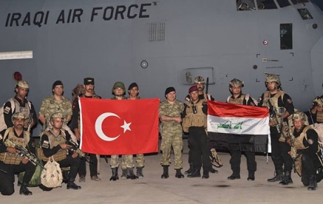 Irak askerleri tatbikat için Türkiyede