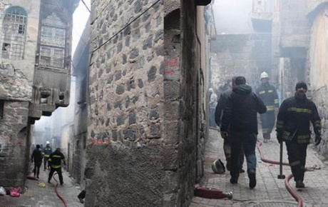 Diyarbakırda cinayet sonrası kundaklama; polis alarmda