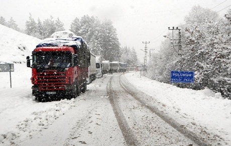 358 köy yolu ulaşıma kapandı