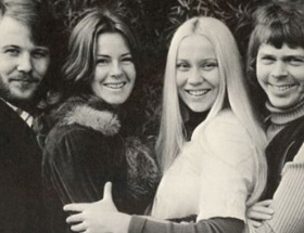 ABBA, 35 yıl aradan sonra geri döndü