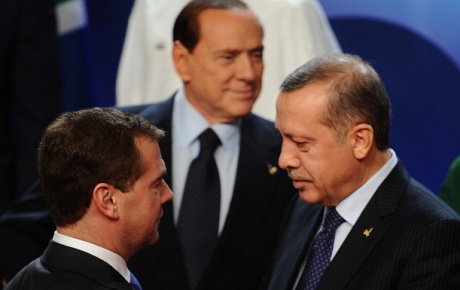 Medvedev imzaladı, işte Türkiyeye uygulanacak yaptırımlar