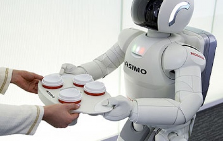 ASIMO artık top oynuyor