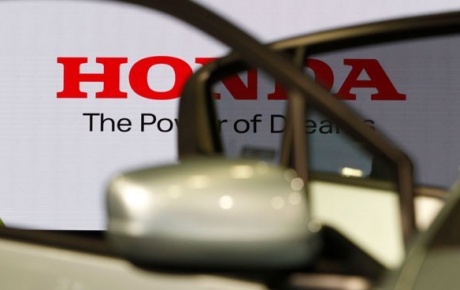 Honda 304 bin aracı çağırıyor