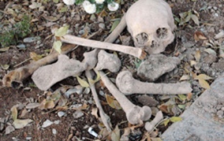 Vanda yapılan kazıda insan kemikleri bulundu