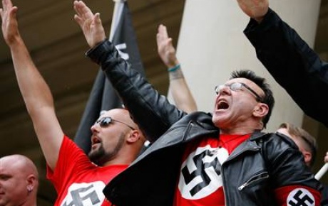 Neo Nazilere karşı mücadele merkezi