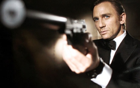 Üçüncü kez James Bond