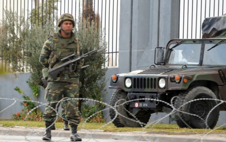 Cezayir sınırında iki Tunus askeri öldü