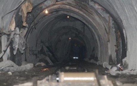 Bulgaristanda maden ocağı çöktü: 2 ölü