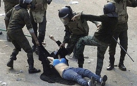 Göstericileri öldüren polisler serbest