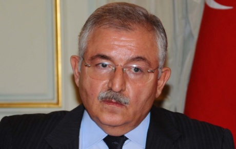 Türk Büyükelçi Fransadan ayrıldı