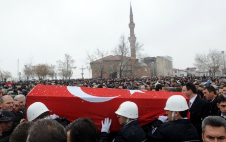 Ankara, son Menderesi uğurladı
